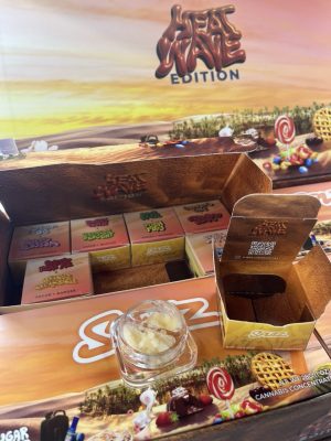 splitz heatwave edition splitz heatwave edition wax – 1oz jar of premium cannabis concentrate splitz heat wave edition splitz wax heatwave edition splitz wax heat wave edition splitz wax splitz concentrates splitz dabs splitz wax